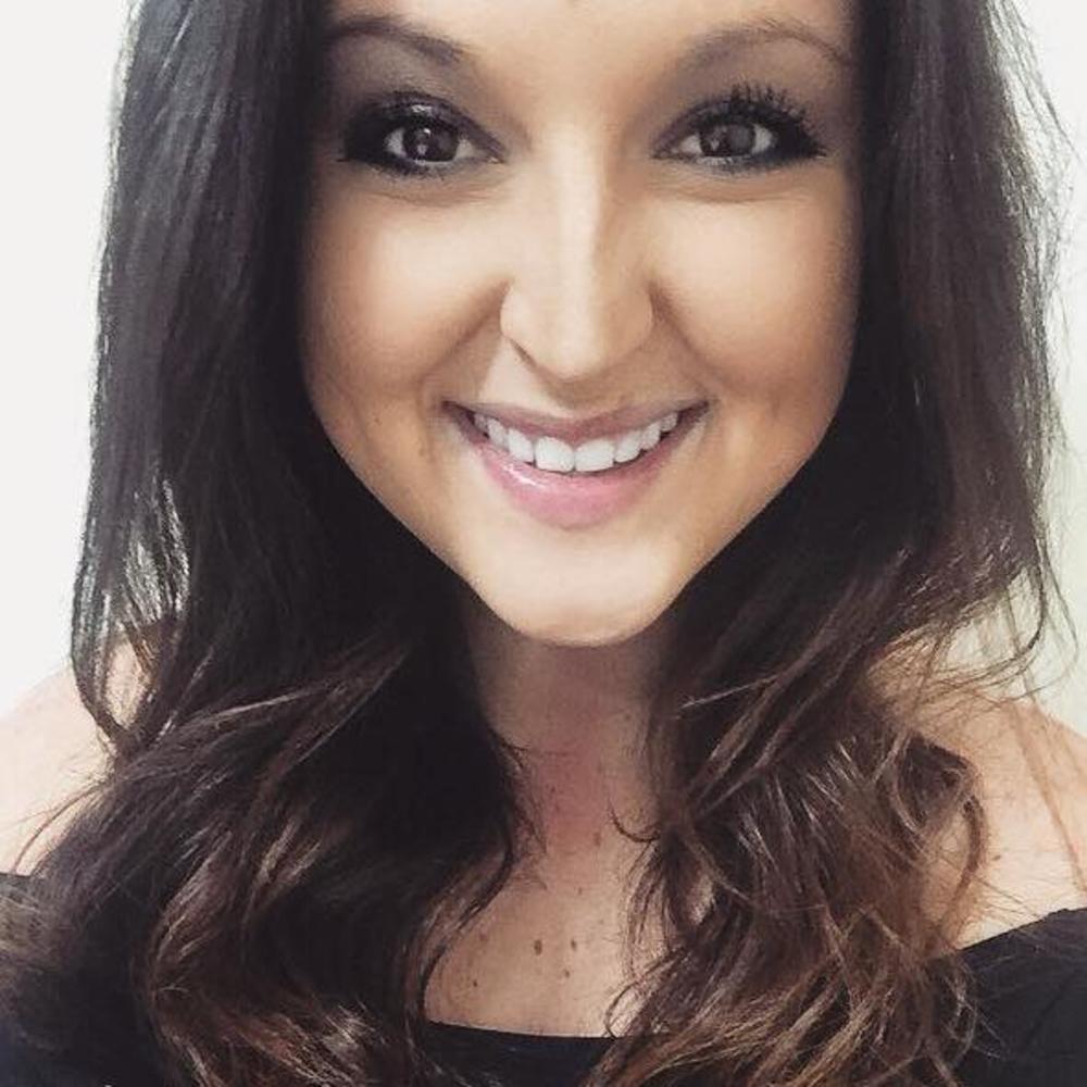 Meet your Posher, Carli